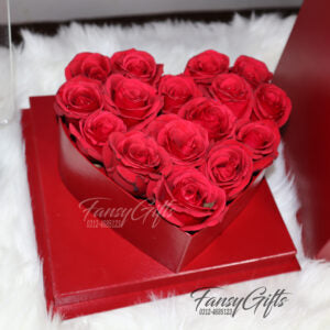 Fresh Roses Heart with Luxury Transparent Box